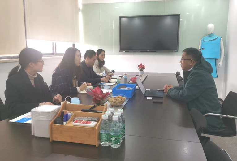 上海市嘉定区经委葛嫣妍主任一行莅临k1体育调研指导